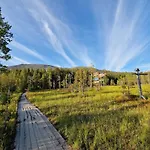 Yllaes-helmi - Loistosijainti!